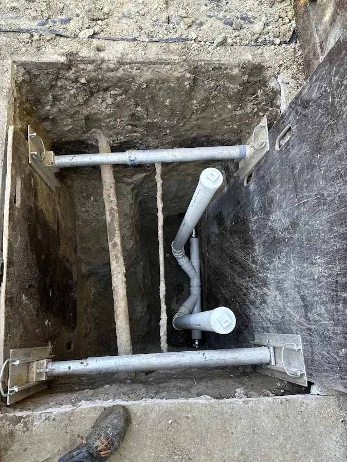 Experienced plumber completing Gas Line Repair work in Winston